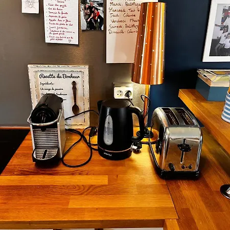 Appartement Bruyere Blanche Paris *